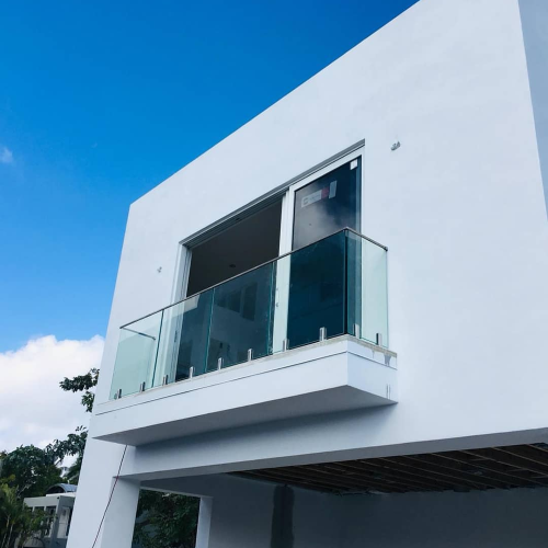 نرده شیشه ای